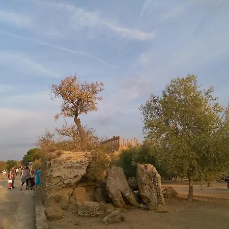 Dimora Garibaldi & 公寓 *